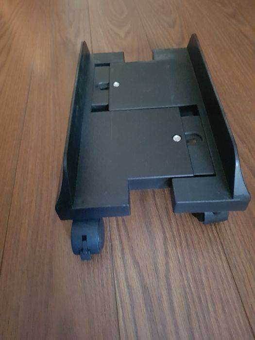 Suporte PC com rodas