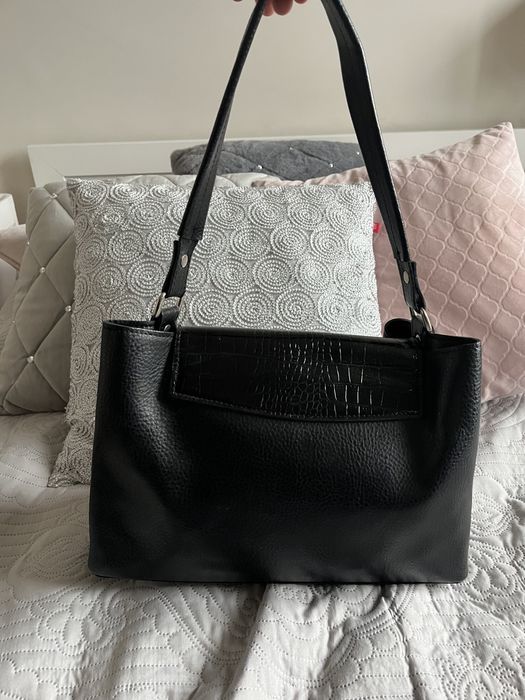 Elegancka, skórzana torebka marki Paters