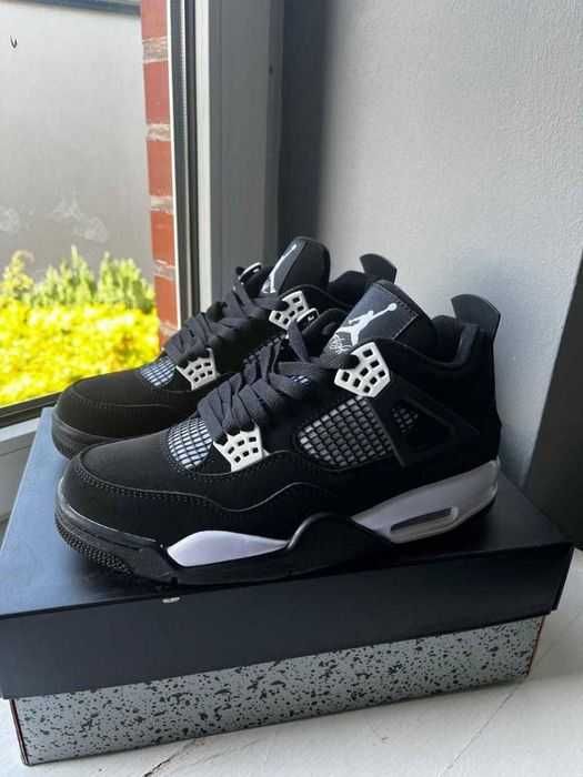 AJ 4 Retro WhiteThunder Czarne buty unisex R.37.5-46