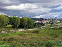 Terreno em Braga de 36000,00 m2
