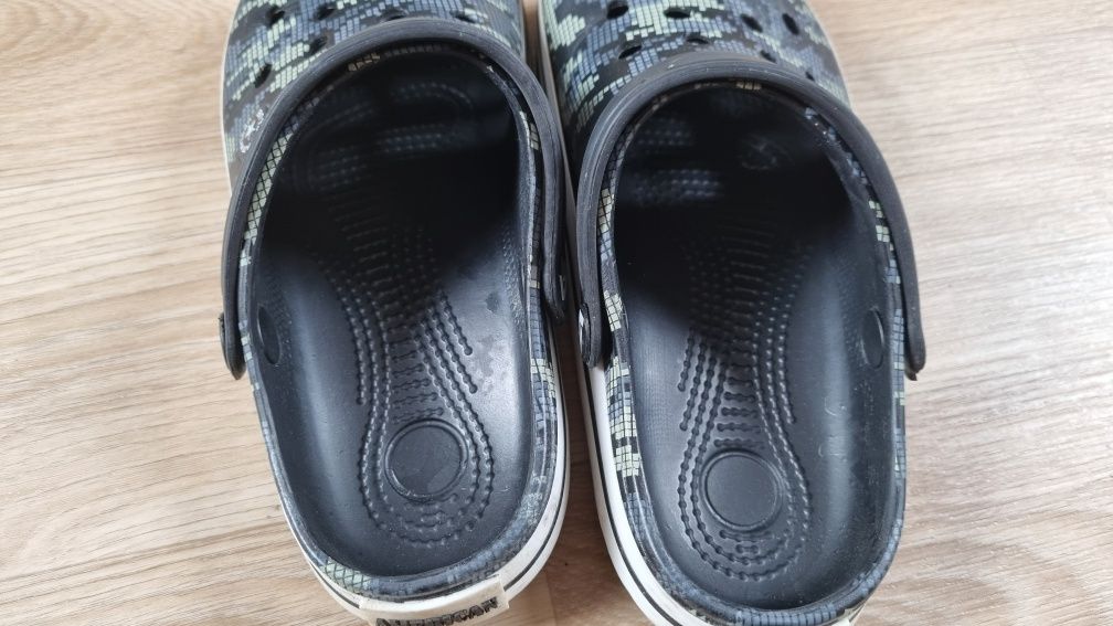 Buty chłopięce typu croksy 36