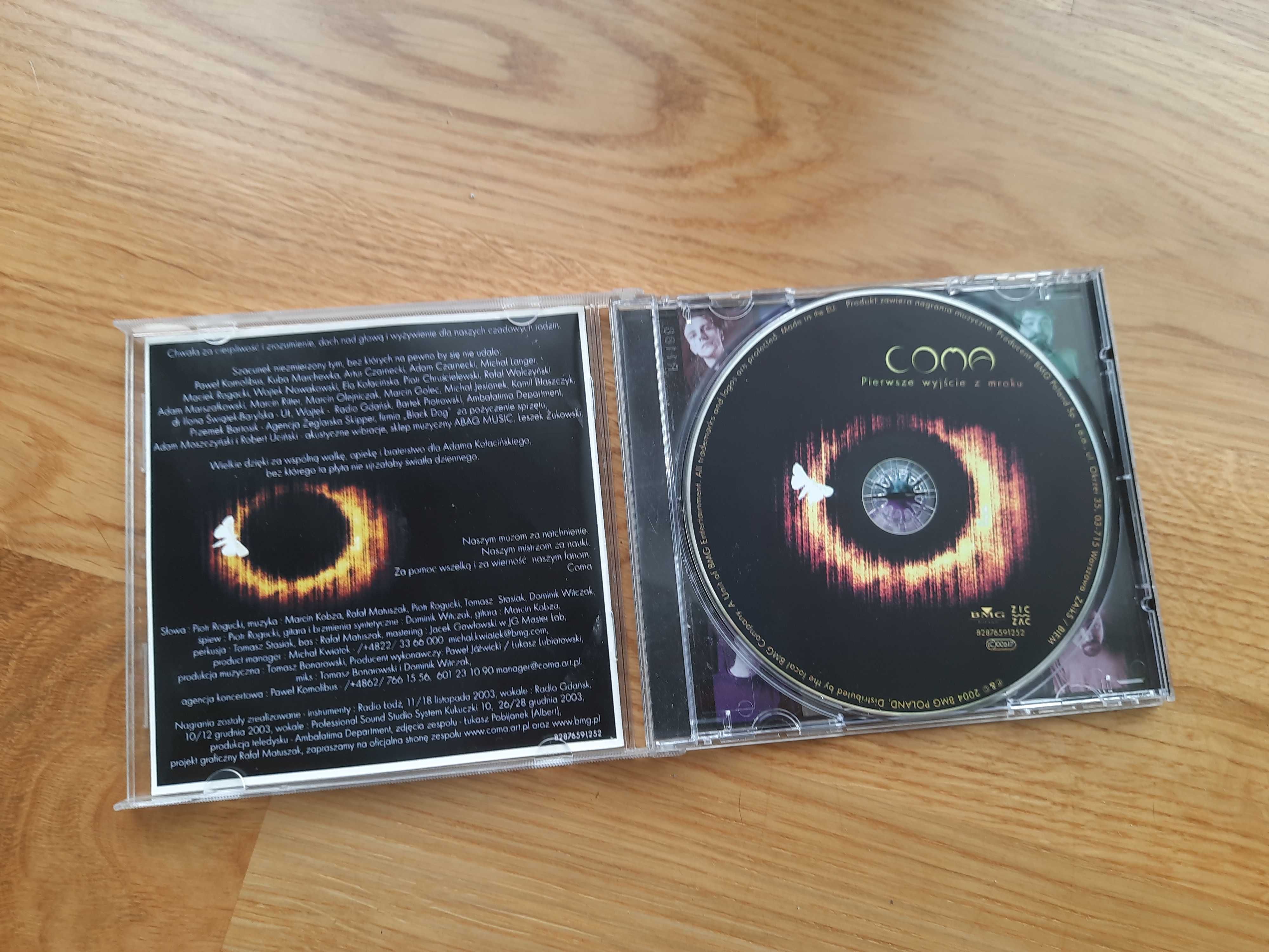 COMA "Pierwsze wyjście z mroku" wydanie z 2004