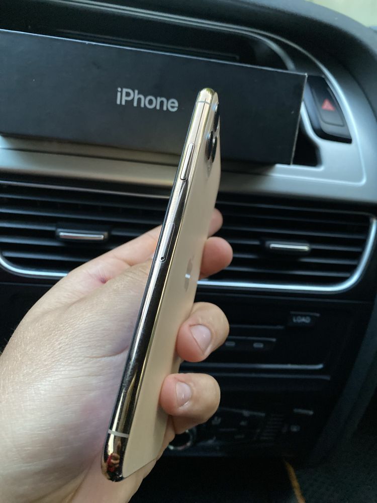 Продам IPhone 11 Pro MaX Neverlock 64Gb
