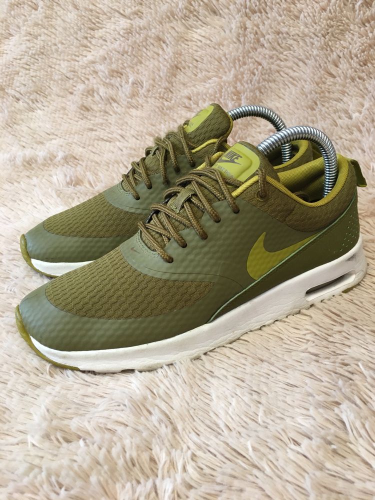 Кросівки Nike air max thea