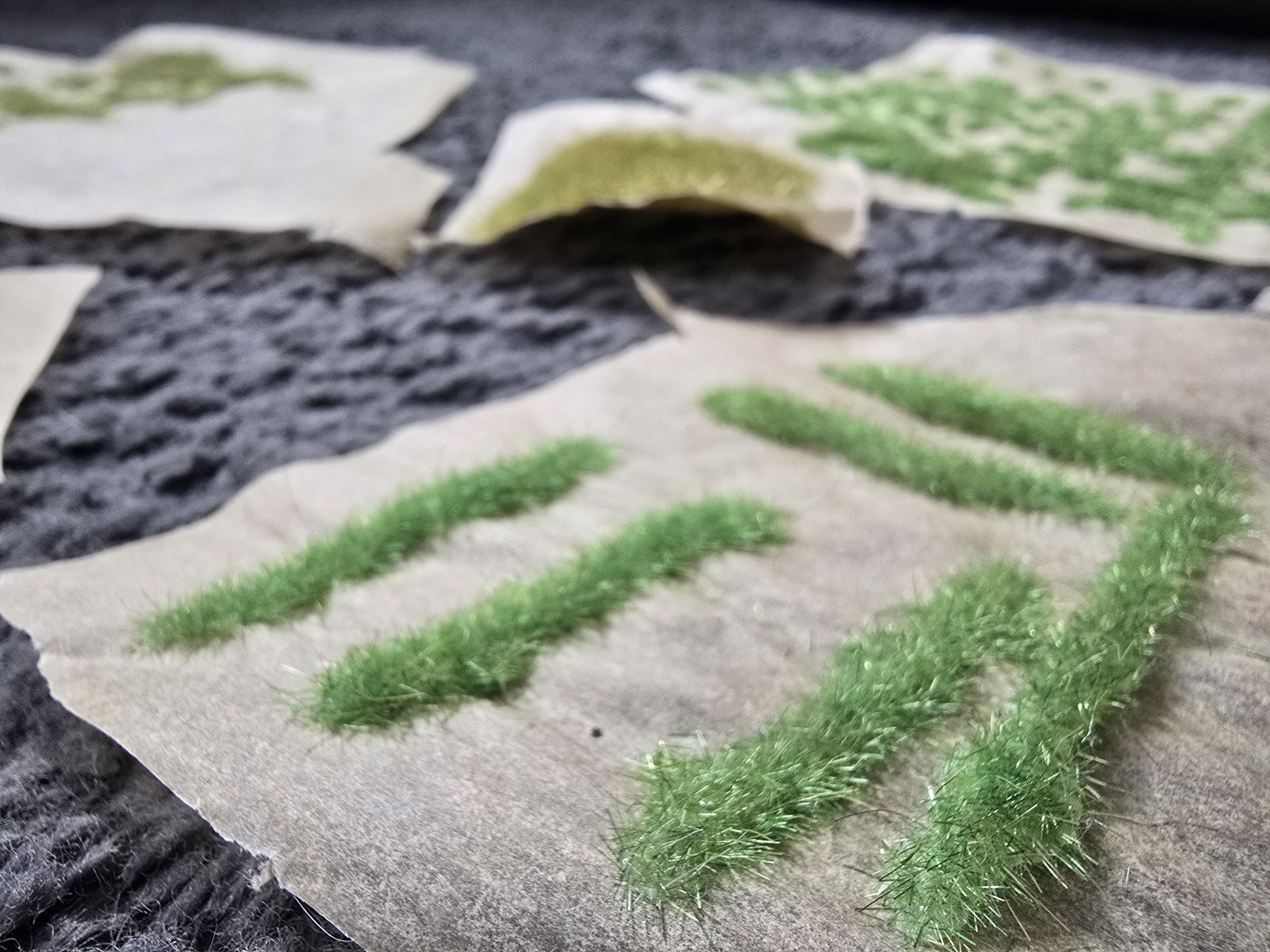 Krzaczki i trawa na makiete H0 / 1:87 /TT diorama