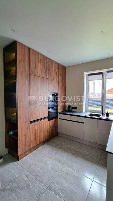 Продаж будинку 110 м2 у селі Зазим'я. Чудовий ремонт, меблі, техніка!