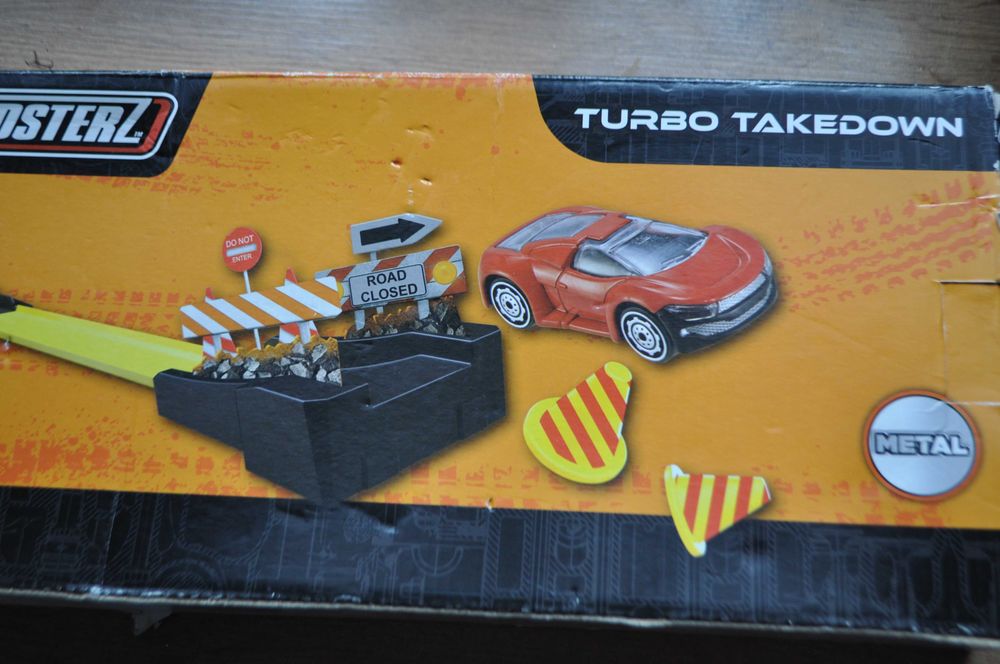 Tor Wyścigowy z Wyrzutnią