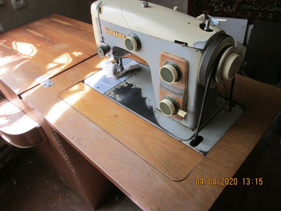 Німецька швейна машинка "Veritas" виробництва бувшої НДР.