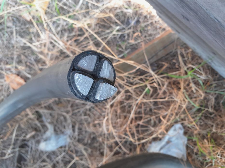 przewód YAKXS ziemny 4 x 185 aluminiowy  30mb