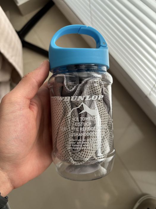 Dunlop bidon z ręcznikiem