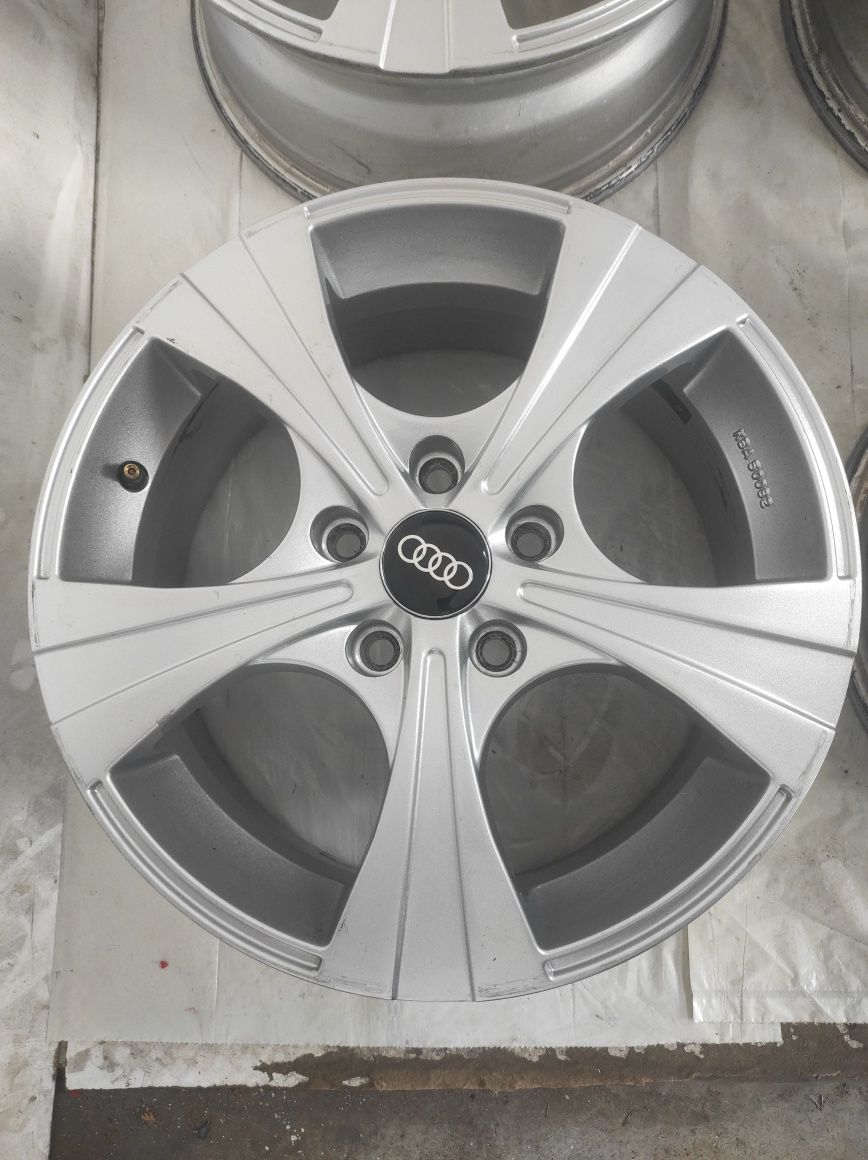 121 Felgi aluminiowe AUDI R 16 5x112 otwór 57,1