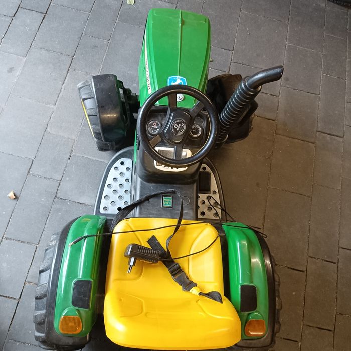 Traktor, przyczepa i pilot dla dziecka