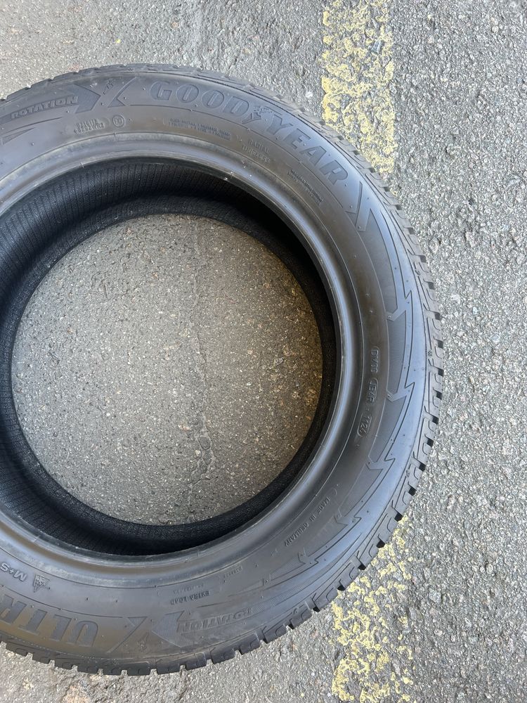 Резина зимова 225 55 r17 goodyear