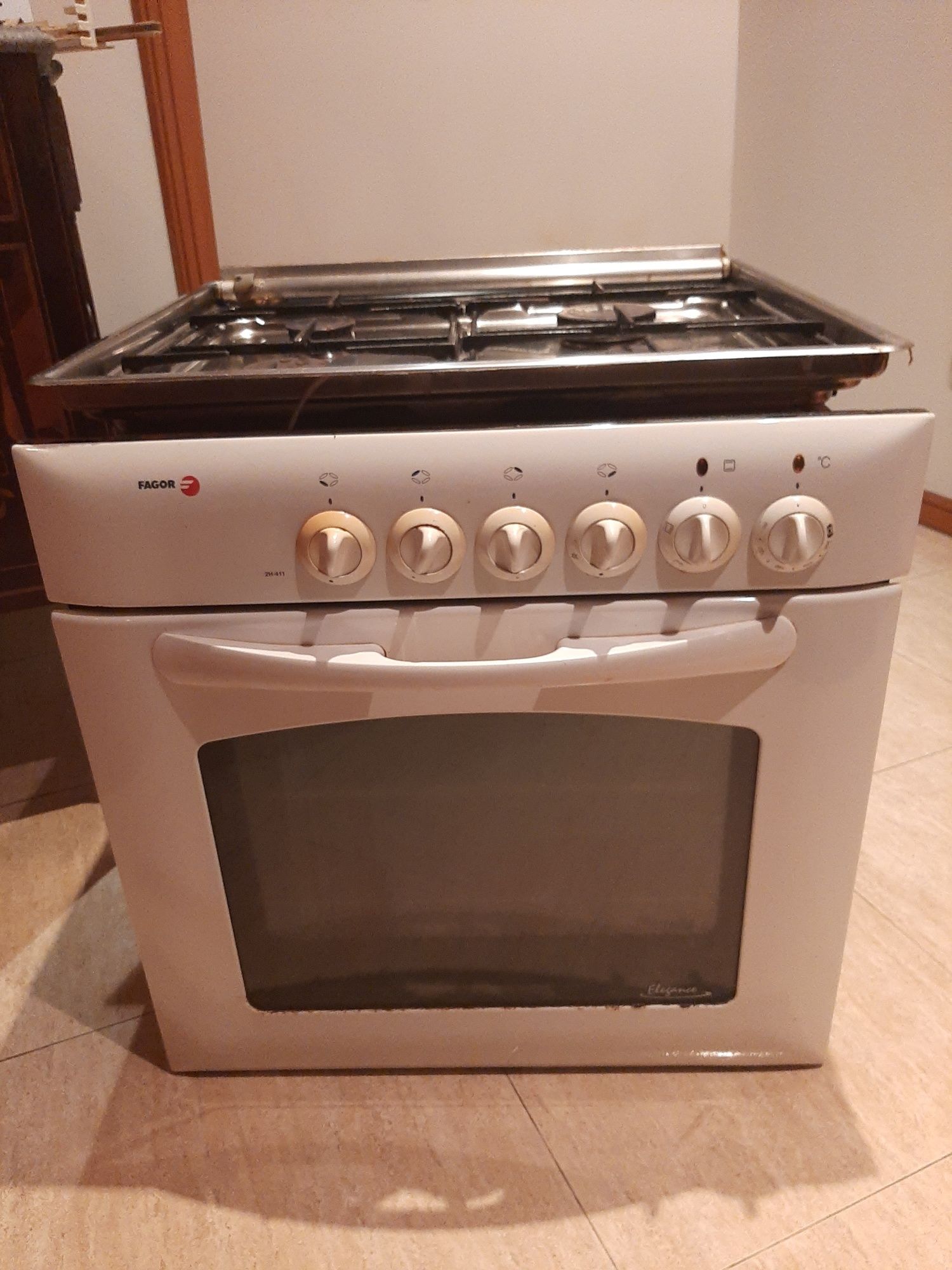 Vendo placa e forno fagor a gás