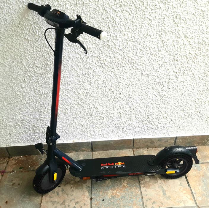 Trotinete eletrica Red Bull teen