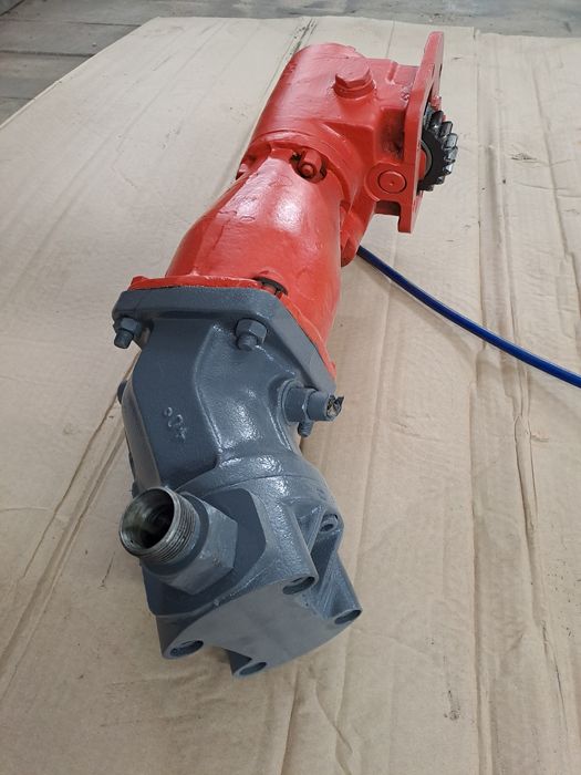 Аксеально поршневий насос з роздаткою для камаза , гідромотор , насос