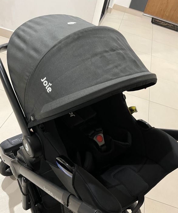 Fotelik samochodowy Joie i-snug z bazą