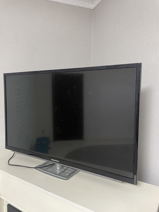 Grundig телевізор