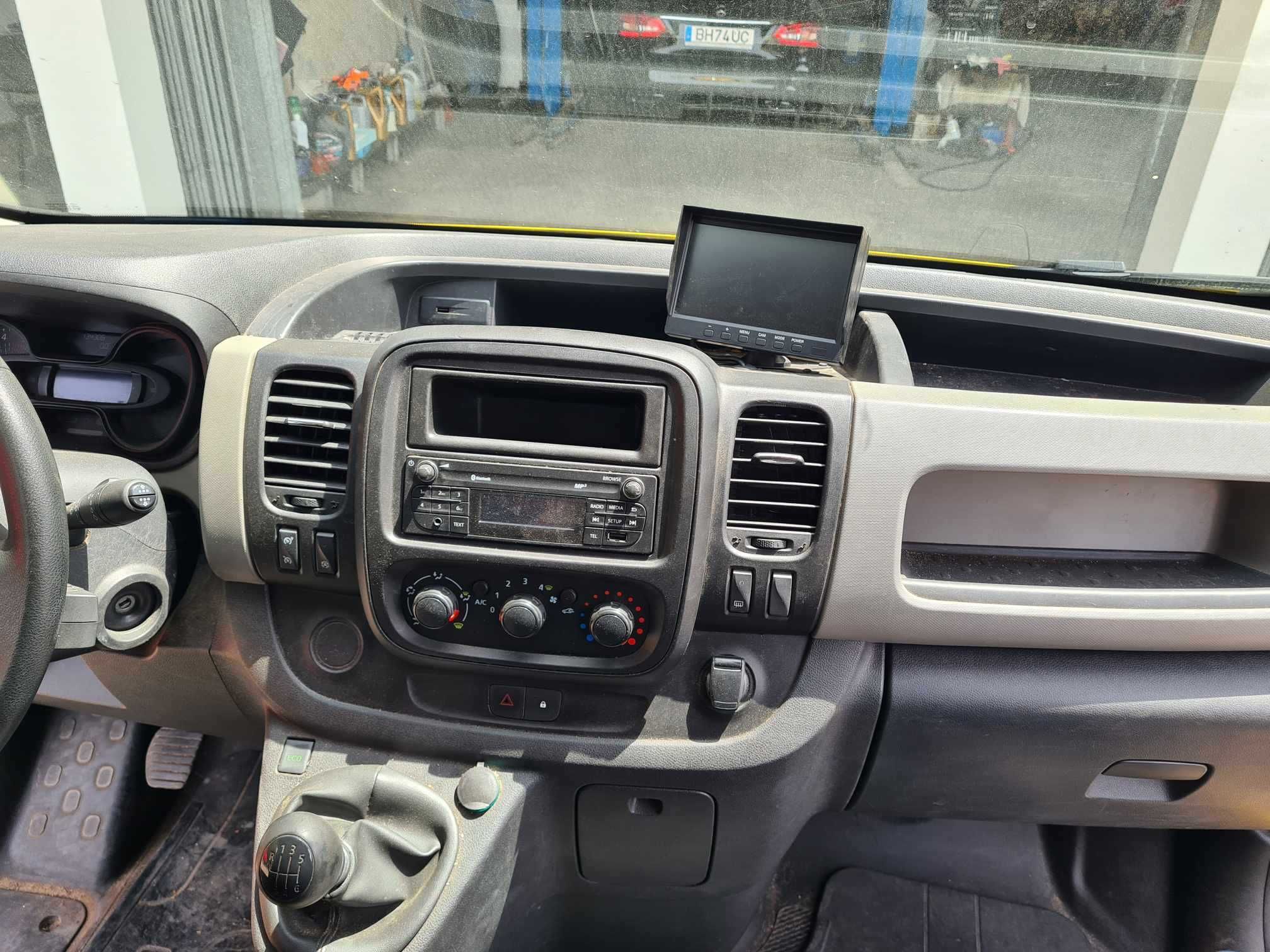 Renault Trafic 1.6Dci Longa 2018 Poucos KM