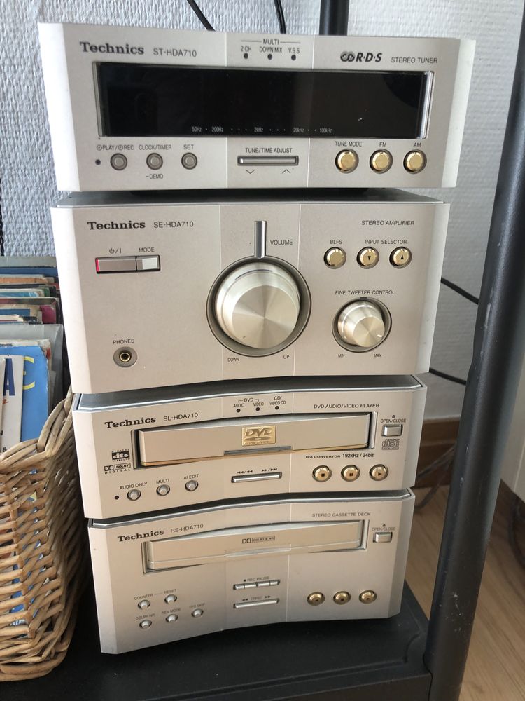 Aparelhagem technics ST-HDA710