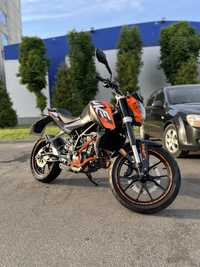 Мотоцикл KTM Duke 200 2012 рік