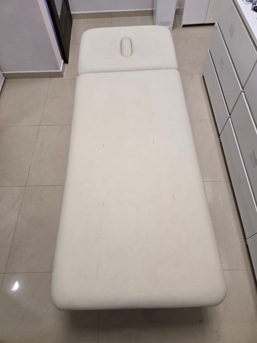 Łóżko medyczne, do masażu, zabiegów