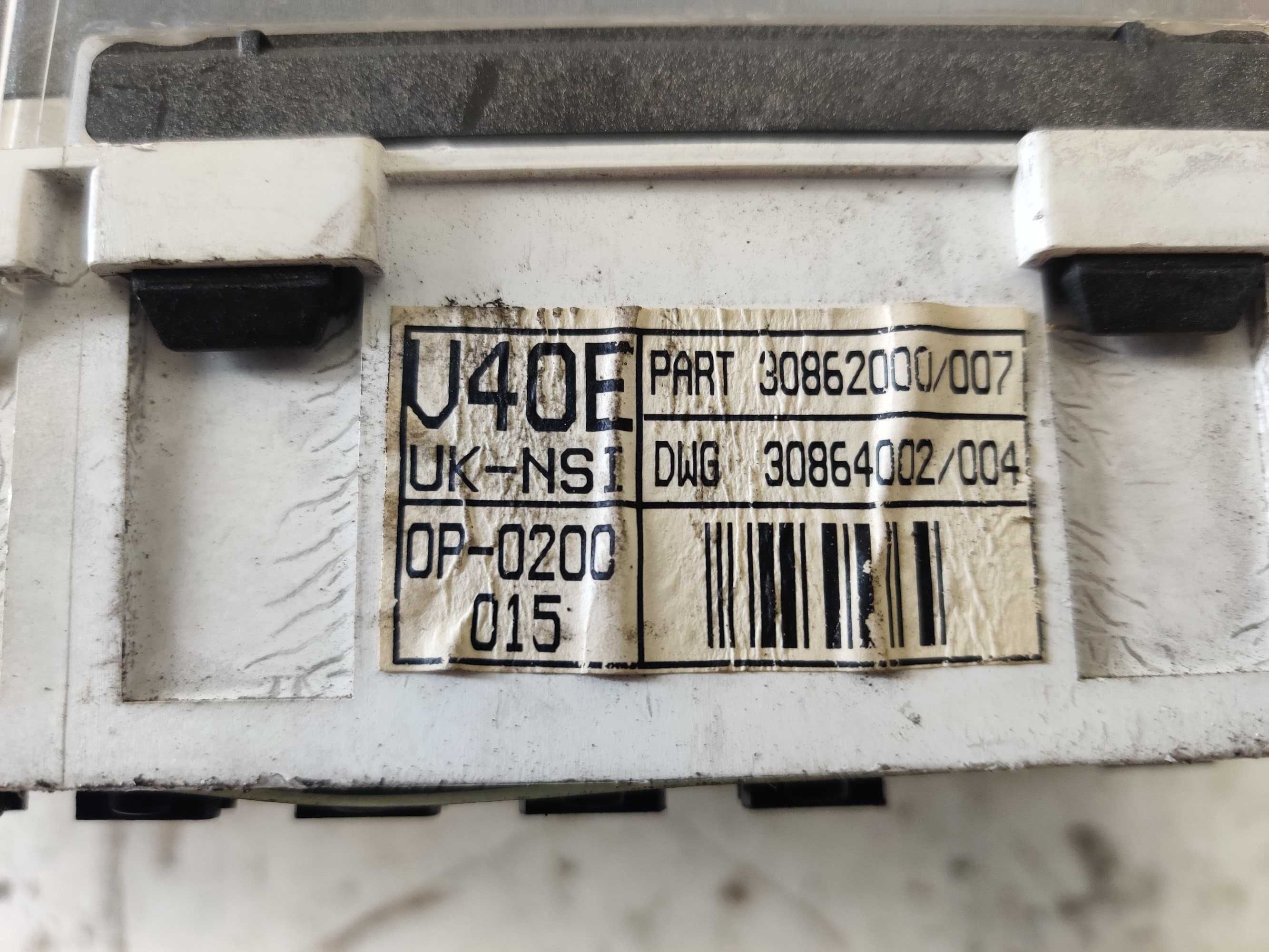 Volvo V40 S40 1.8 B Licznik Zegary Obrotomierz Prędkościomierz