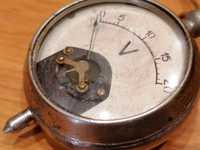 Antigo medidor voltagem carro tipo relógio