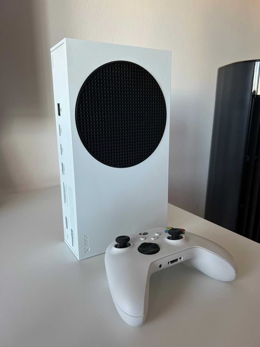 Xbox Series S | Pouco Uso | Como Novo