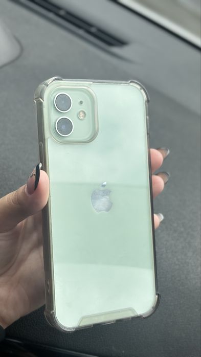 Iphone 12 como novo