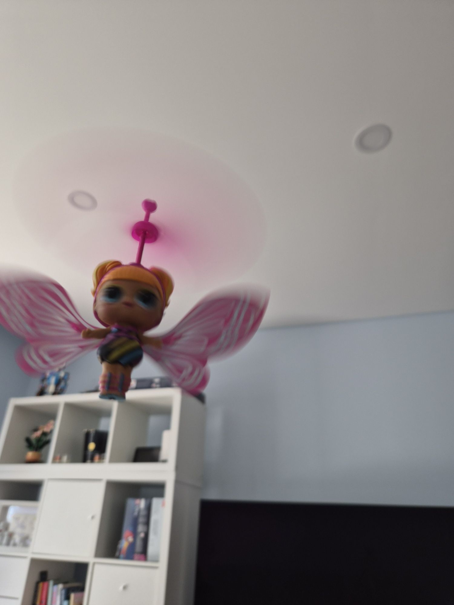 Boneca voadora Magic Wishies - Flutter Star (Rosa) L.O.L. Surprise