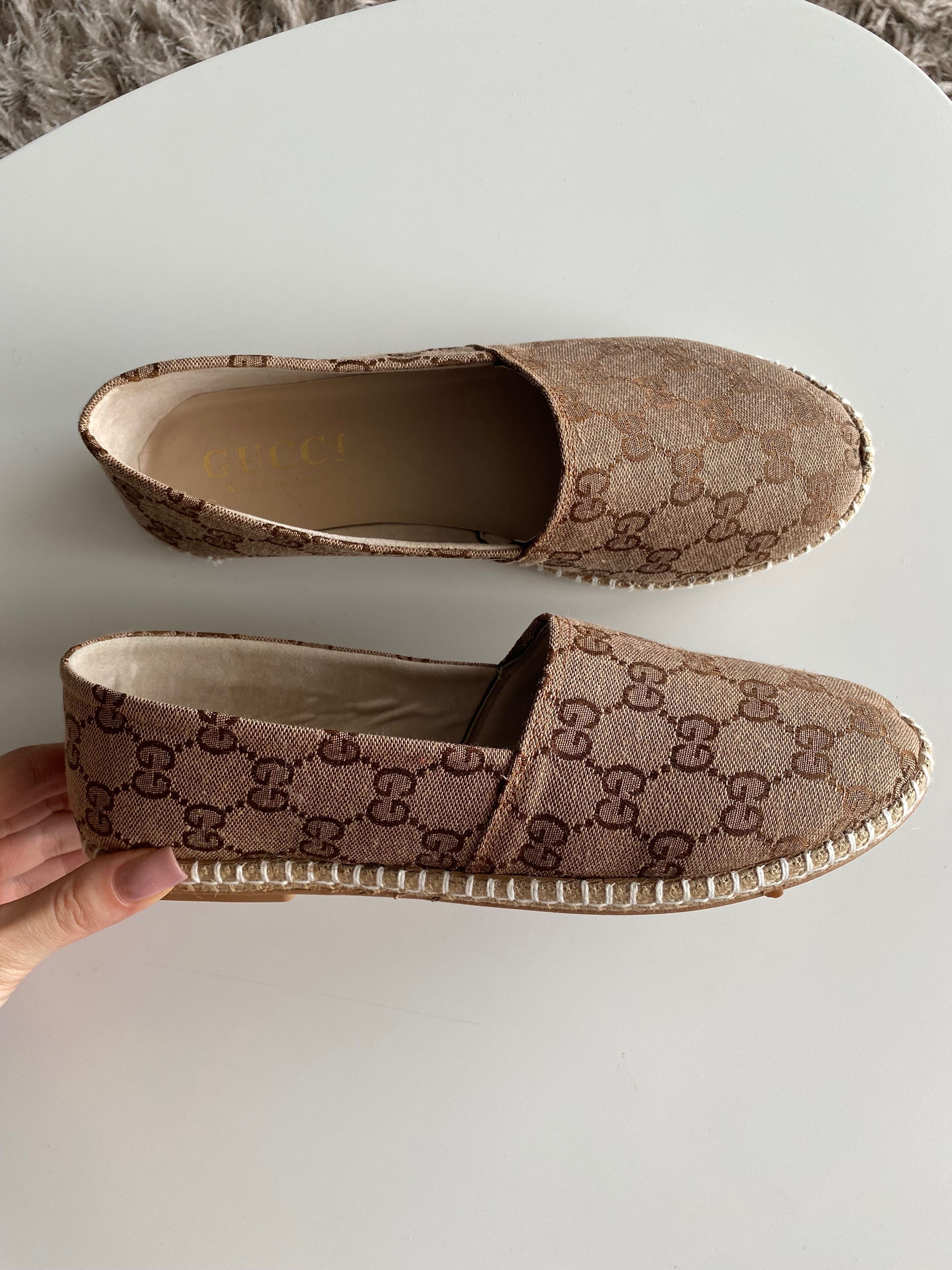 Mokasyny espadryle beżowe brązowe Gucci 24 cm modne wygodne letnie