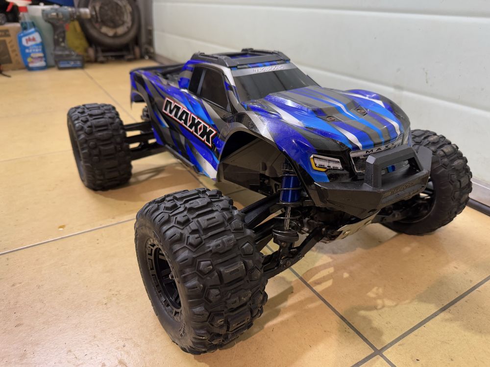 Samochodzik Rc traxxas maxx