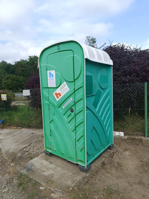 Toaleta przenośna toitoi na działki, budowy itp