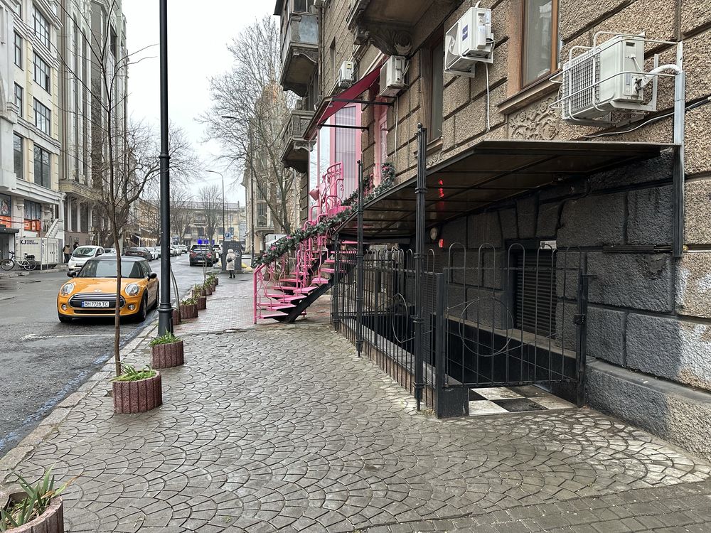 Аренда фасадного помещения в центре