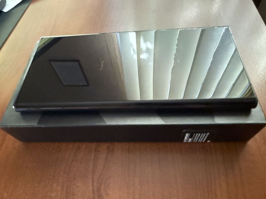 Samsung S22 Ultra 12/256GB Snapdragon 8 Gen 1