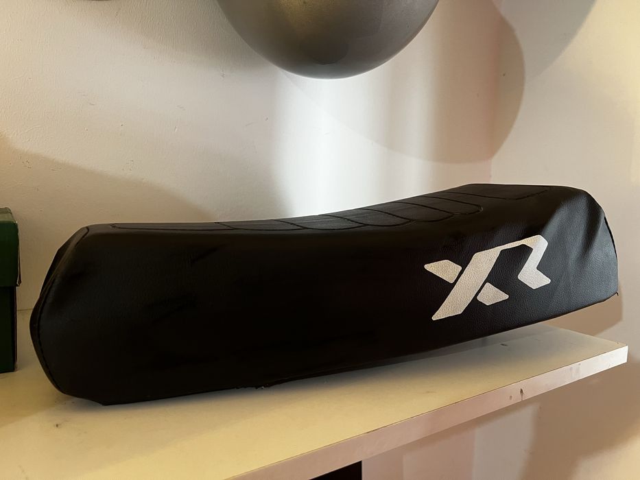 Banco de motorizada mobileteXR exportado do brasil