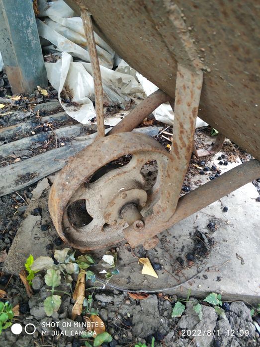 Продам тачку строительную.