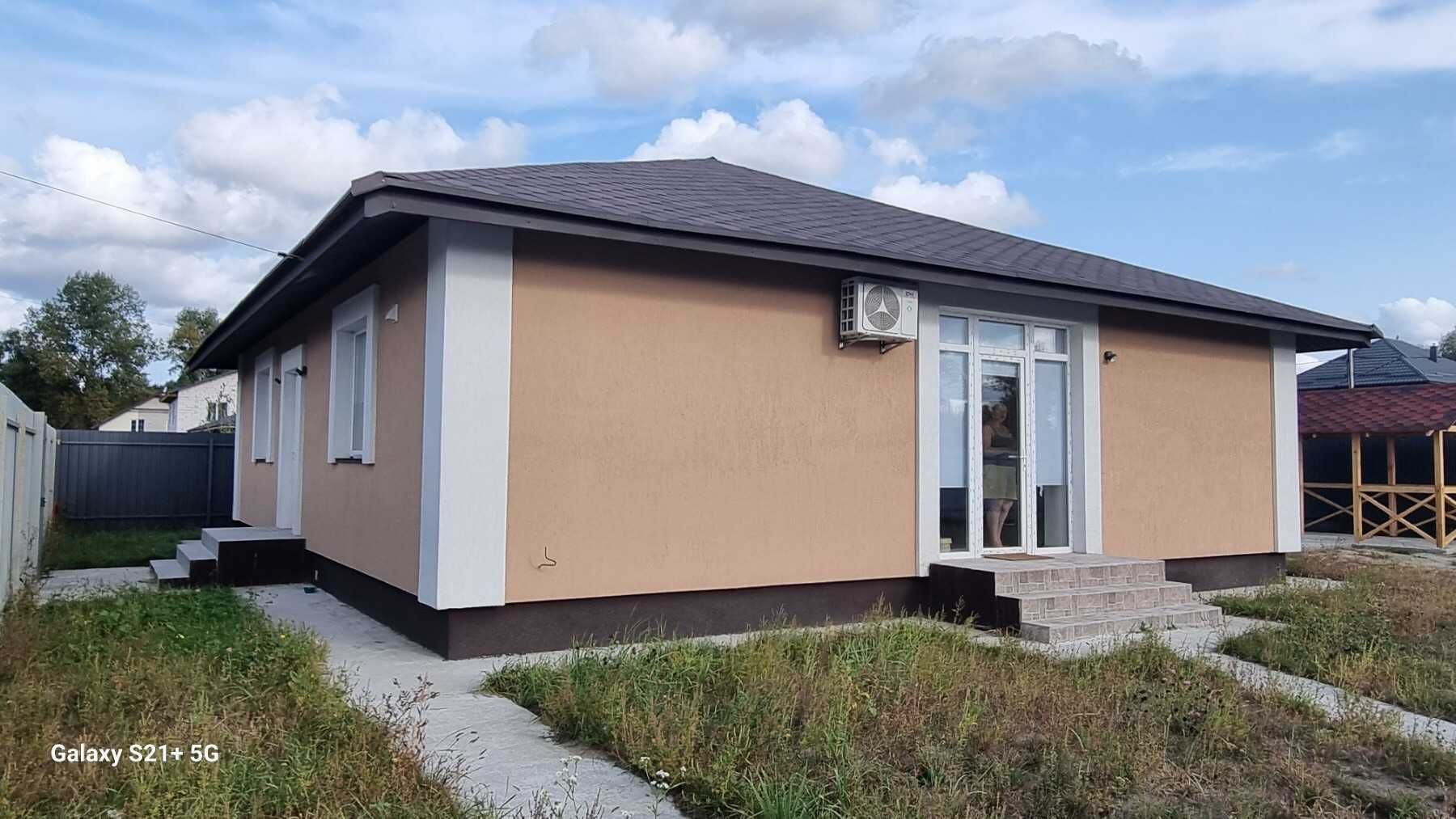 Долгосрочная аренда 1 єт. дома 130 кв.м. в с.Осещина,8 соток земли