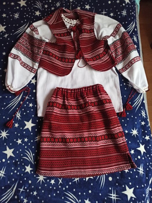 Вишиванка трійка костюм дівчинка 134