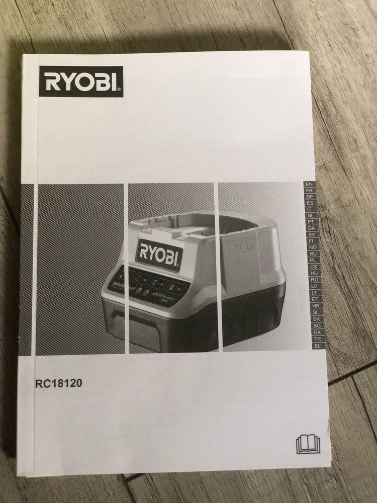 Odkurzacz RYOBI/BATERIA2ah/ładowarka