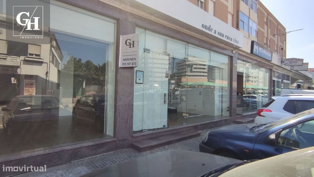 Loja com 200m2 no Centro de Famalicão