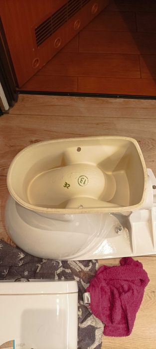 WC kompakt koło freja
