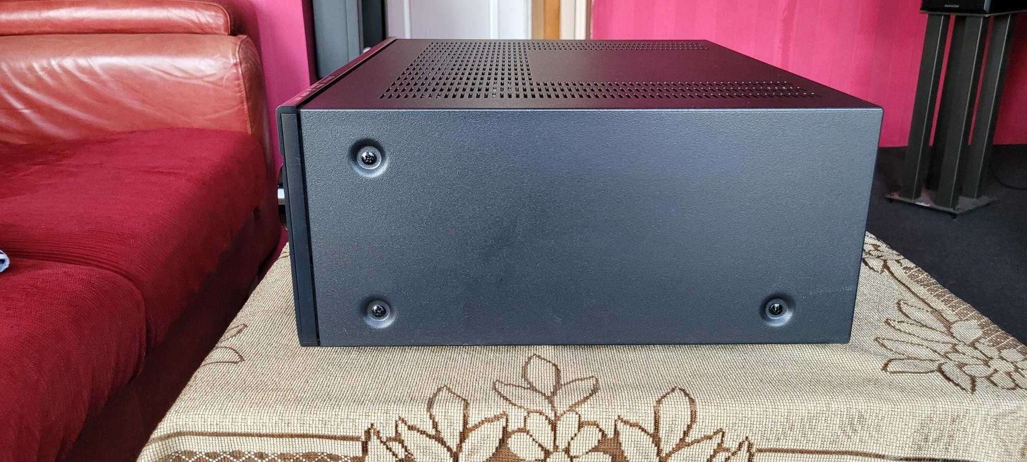 Amplituner NAD T758 V3