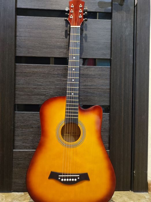 Розпродаж  Гитара Нова 6 струнна акустична