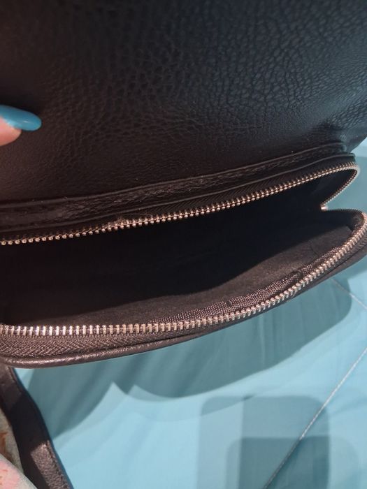 Mochila preta da misako