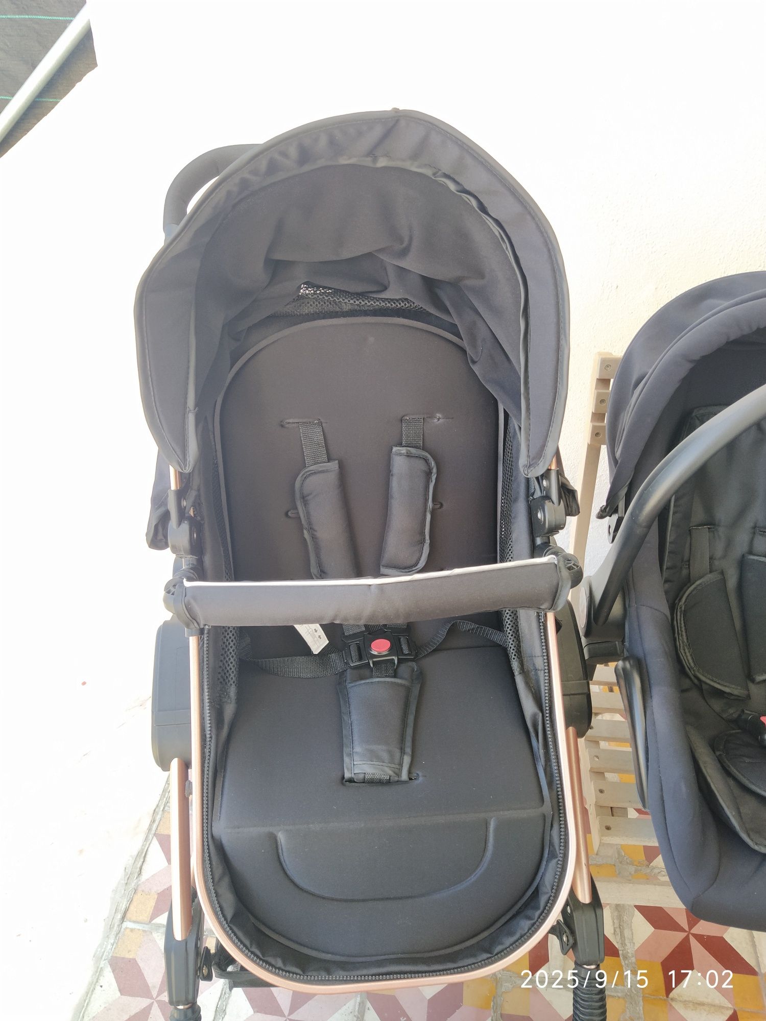 Carrinho de bebé 3 em 1