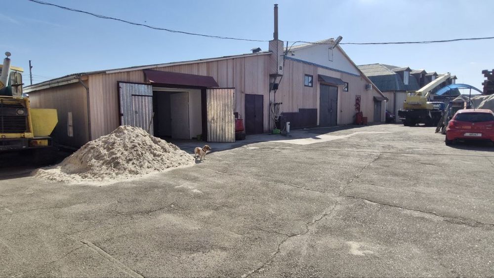 Оенда складу 200м2 Троєщина (Погреби)