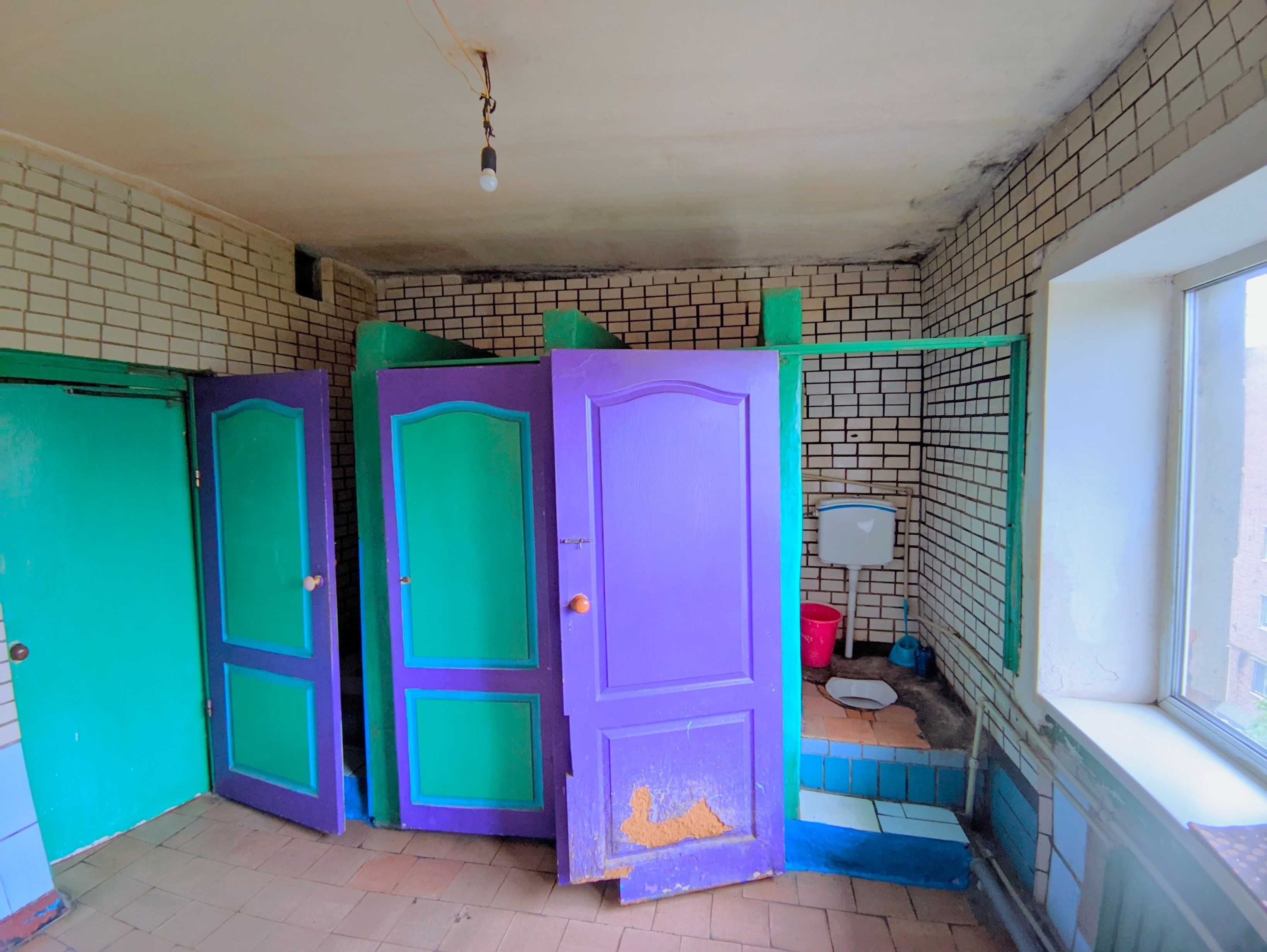 Кімната в Гуртожитку по Кільцю. зуп. ЖБИ (ЗБВ) за Зигіна. Центр 7 хв.