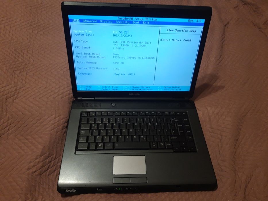 Laptop Toshiba satellit l300 na części.